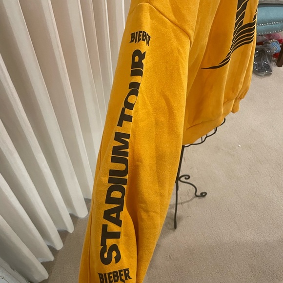 Justin Bieber Crew Neck - Picture 2 of 5